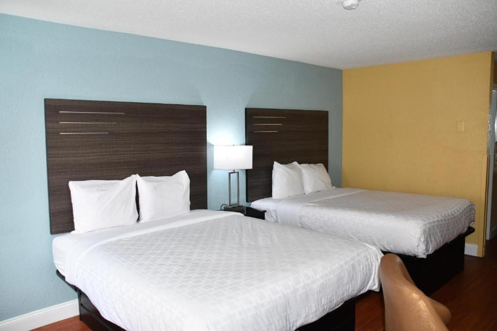 Motel Baymont By Wyndham Macon I-75 Exterior foto